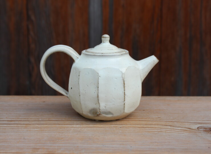 粉引面取ポットＣ