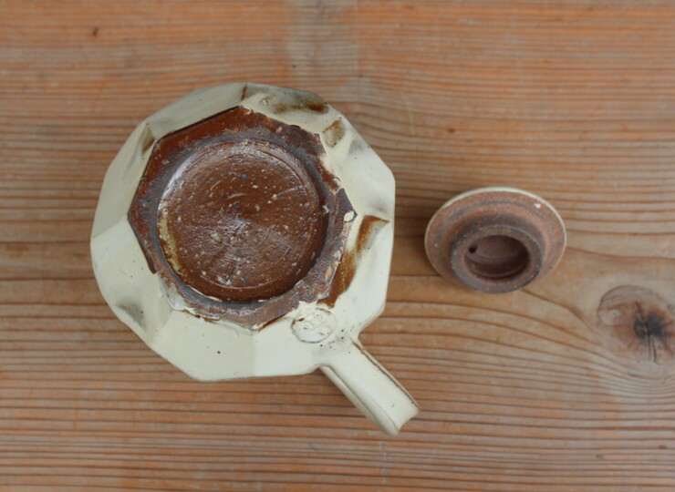 粉引面取ポットＤ