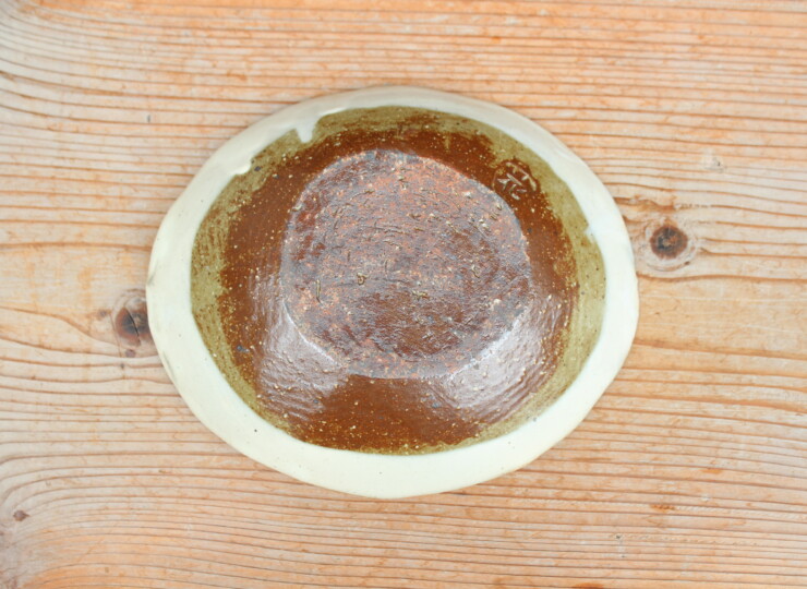 刷毛目石目楕円皿Ａ