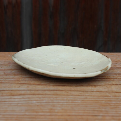 粉引石目楕円小皿Ｂ