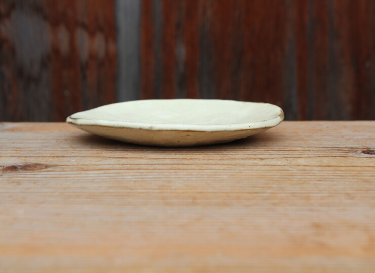 粉引石目楕円小皿Ｂ