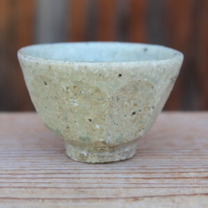 灰釉面取ぐい吞みＬ