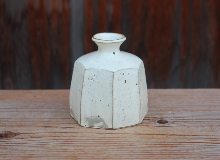 粉引面取花入Ａ