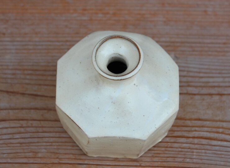 粉引面取花入Ｃ