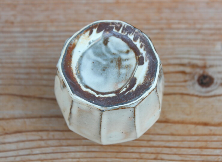 粉引面取花入Ｇ