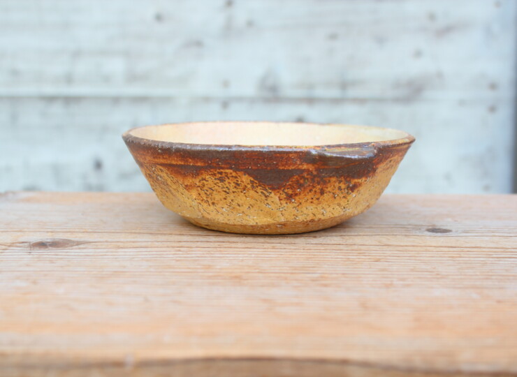 灰釉面取耳鉢Ｑ