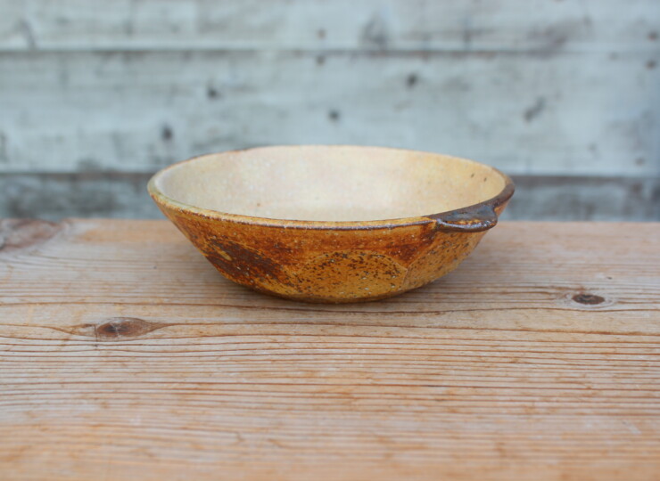 灰釉面取耳鉢Ｔ