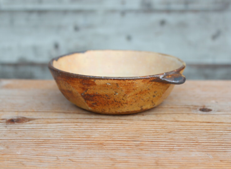 灰釉面取耳鉢Ｕ