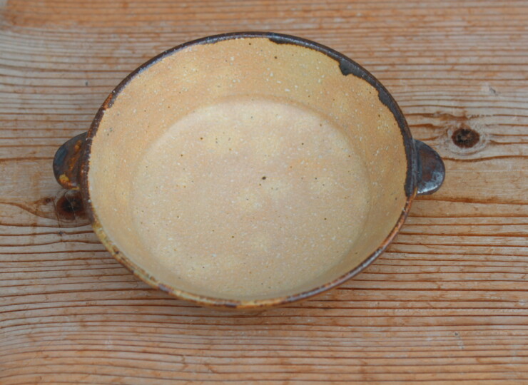 灰釉面取耳鉢Ｕ