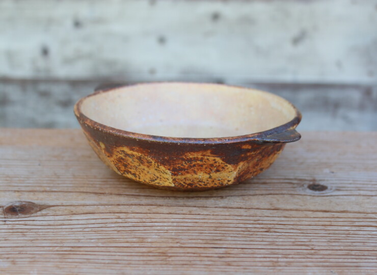 灰釉面取耳鉢Ａ