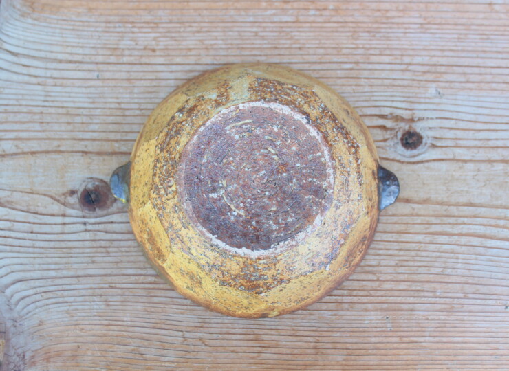 灰釉面取耳鉢Ｅ