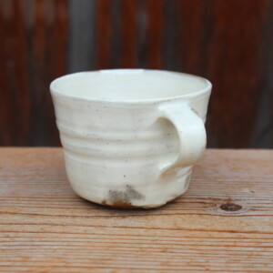 花岡隆｜マグカップ｜粉引マグカップH | 花岡 隆［花窯］ 公式サイト