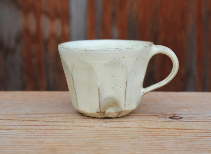 粉引面取マグカップＱ