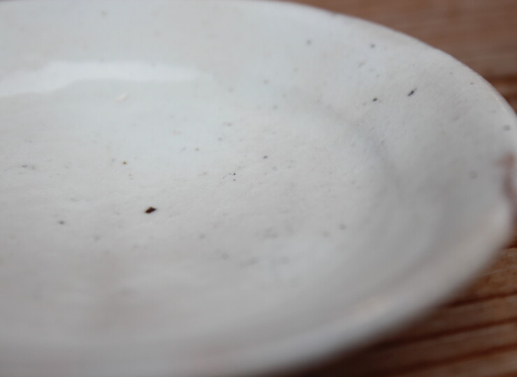 粉引面取小皿Ｍ