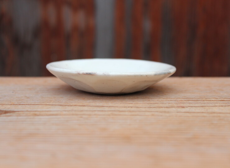 粉引面取小皿Ｏ