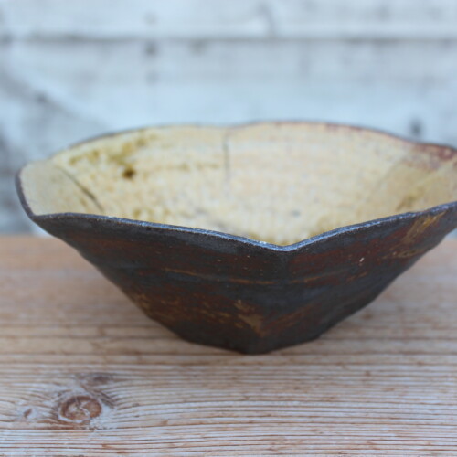 伊羅保六角鉢Ｇ