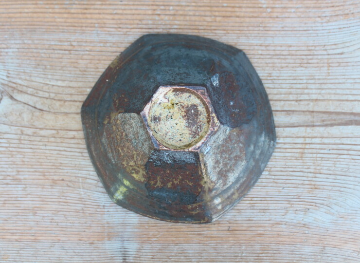 伊羅保六角鉢Ｇ