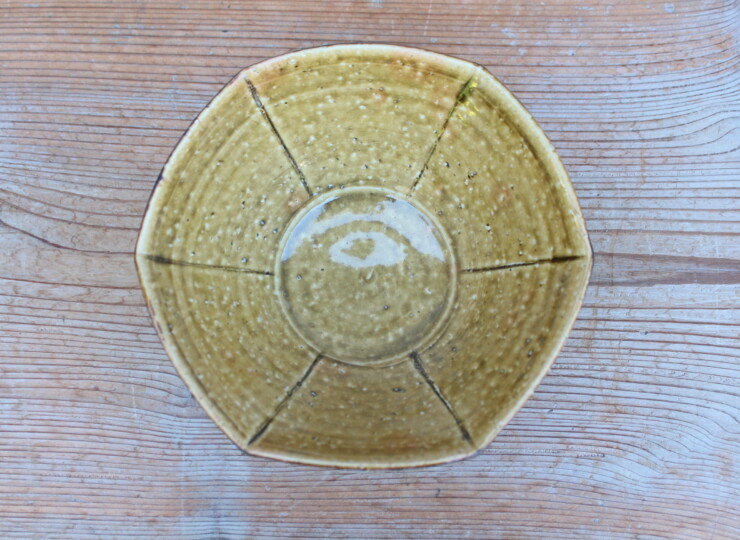 伊羅保六角鉢Ｈ