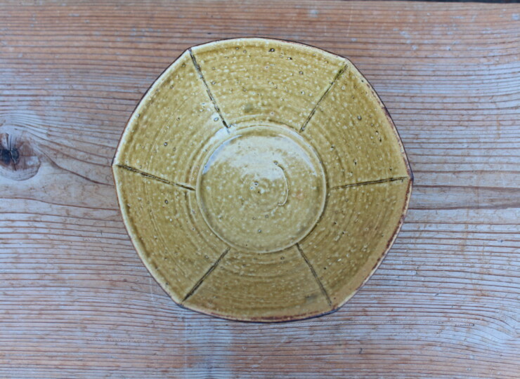 伊羅保六角鉢Ｊ