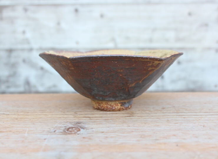 伊羅保六角鉢Ｌ