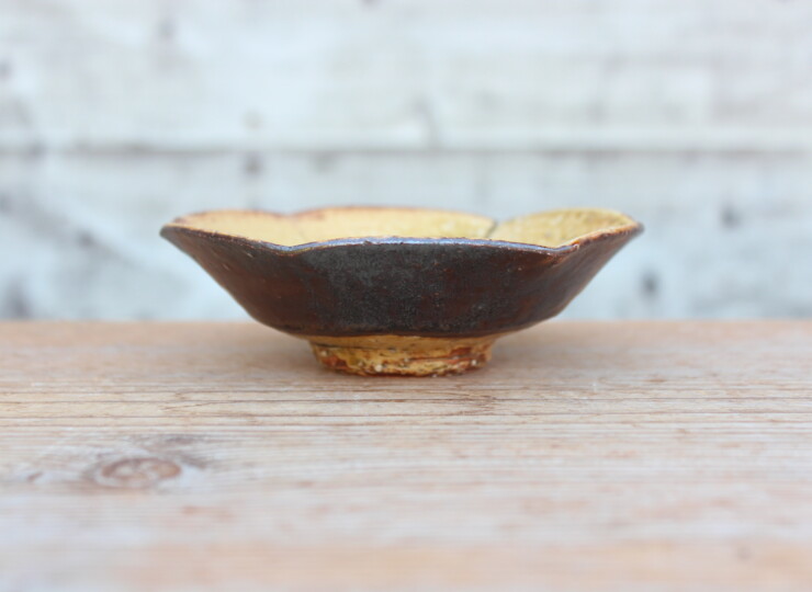 伊羅保六角小鉢Ｍ