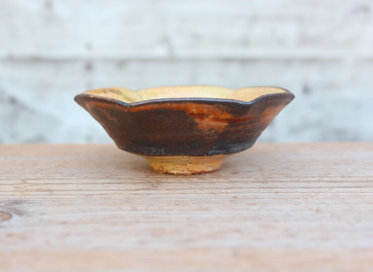 伊羅保六角小鉢Ｏ