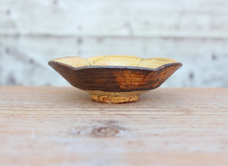 伊羅保六角小鉢Ｐ