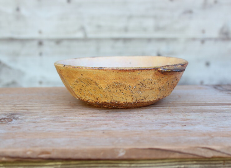 灰釉面取耳鉢Ａ