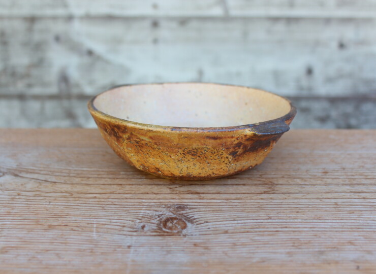 灰釉面取耳鉢Ｃ