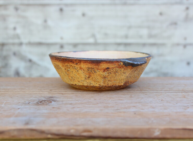 灰釉面取耳鉢Ｅ