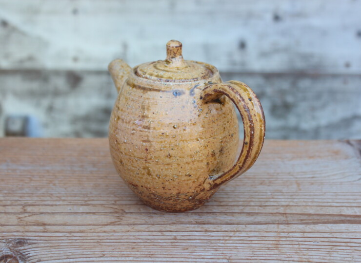 伊羅保ポットＩ