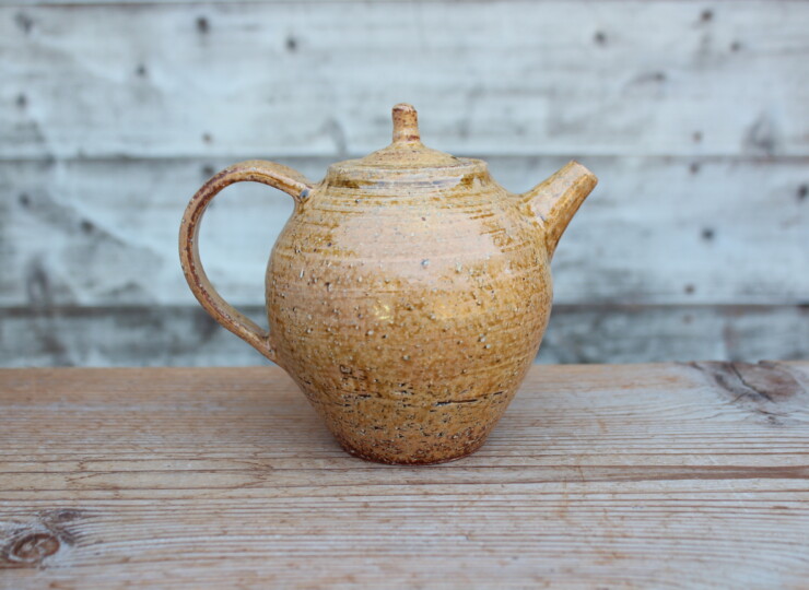 伊羅保ポットＪ