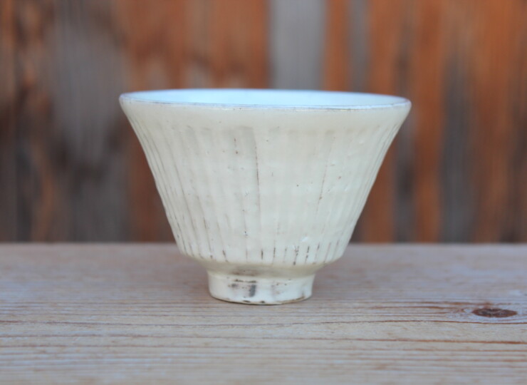 粉引線刻汲出Ｔ