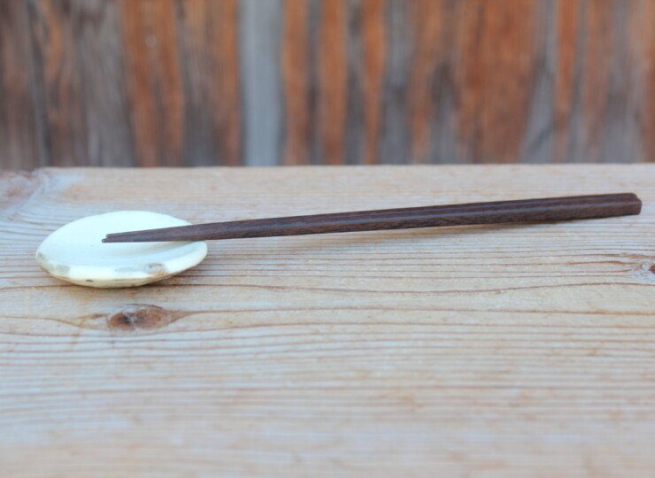 粉引石目箸置Ｉ