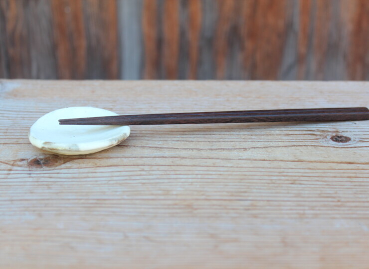 粉引石目箸置Ｊ