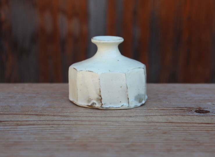 粉引面取花入Ｃ