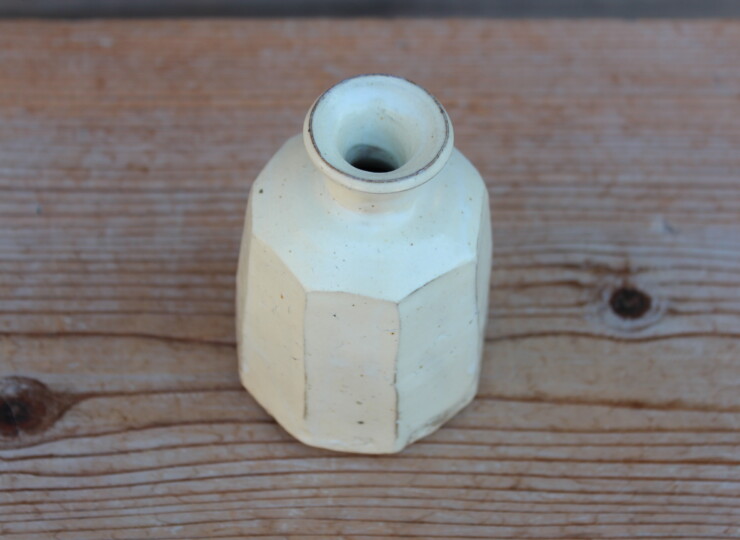 粉引面取花入Ｈ