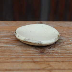 粉引石目箸置Ａ