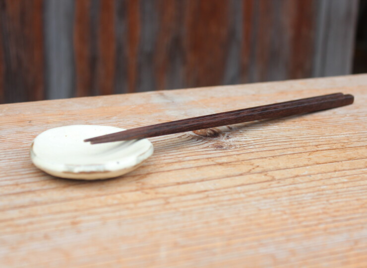 粉引石目箸置Ａ