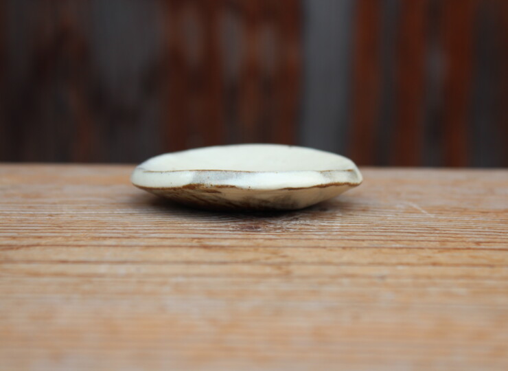 粉引石目箸置Ｅ