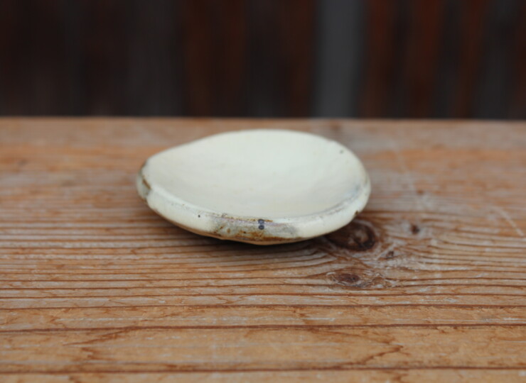 粉引石目箸置Ｈ