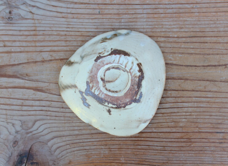 粉引石目三角小皿Ｃ