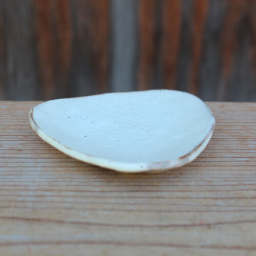 粉引石目三角小皿Ｍ