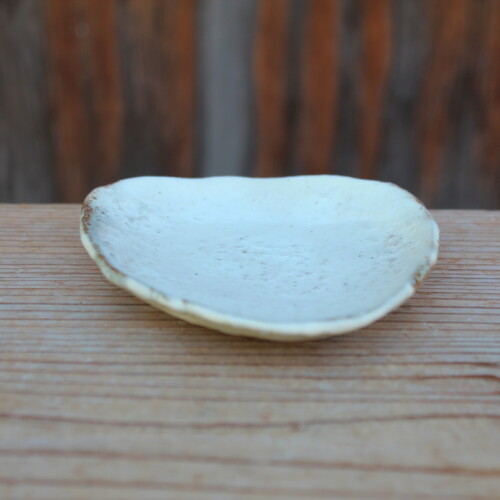 粉引石目三角小皿Ｇ