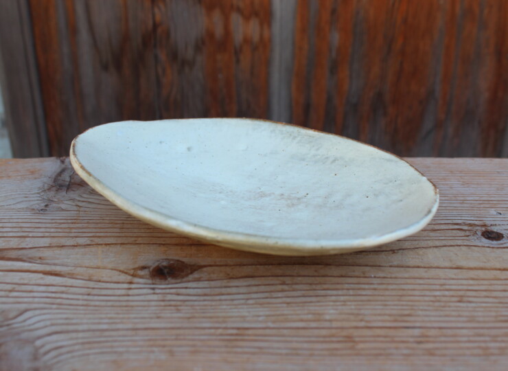 刷毛目石目楕円皿Ｑ