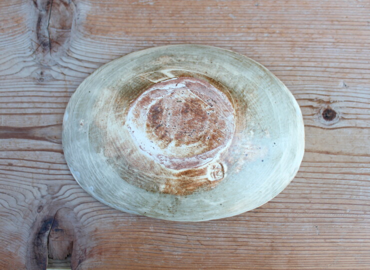 刷毛目石目楕円皿Ｑ