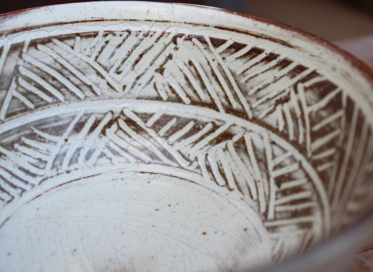 刷毛目象嵌深鉢Ｃ