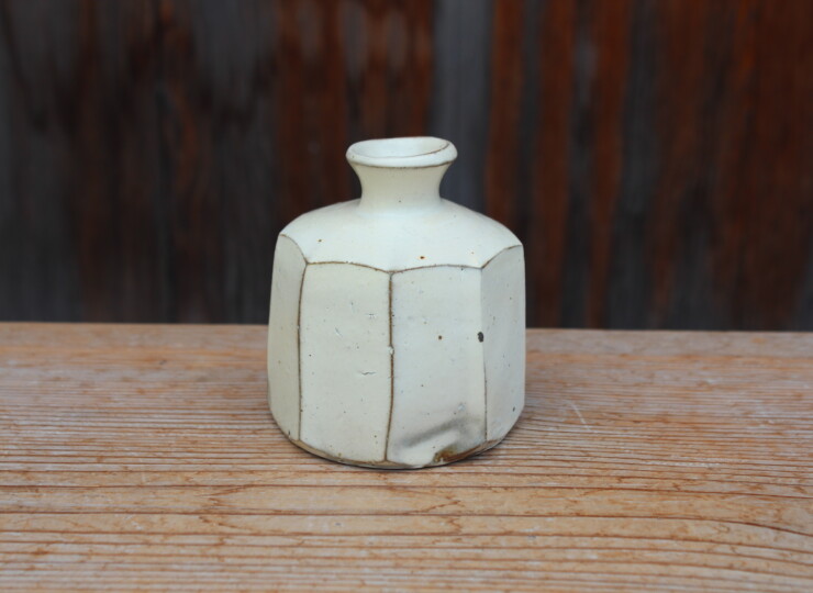 粉引面取花入Ｅ