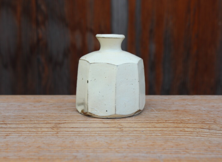 粉引面取花入Ｅ