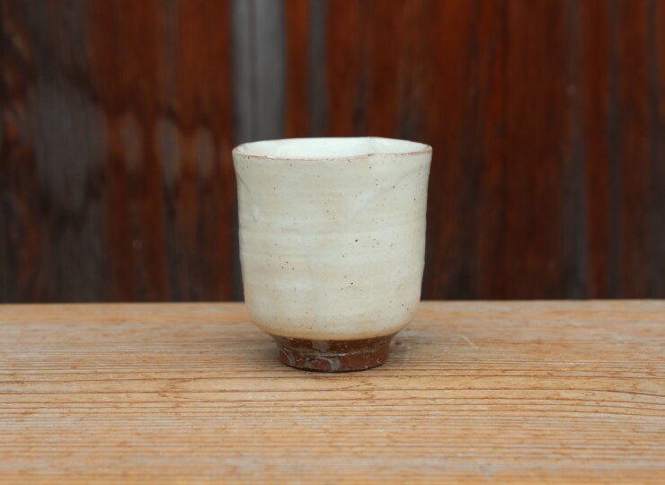 粉引輪花湯呑Ｂ